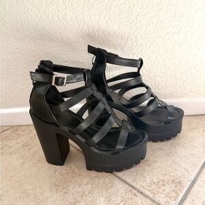 Ultra high platform Black Strappy Heels